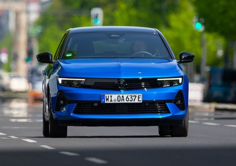 Opel Astra L Electric 2023: elektromobiļa apskats