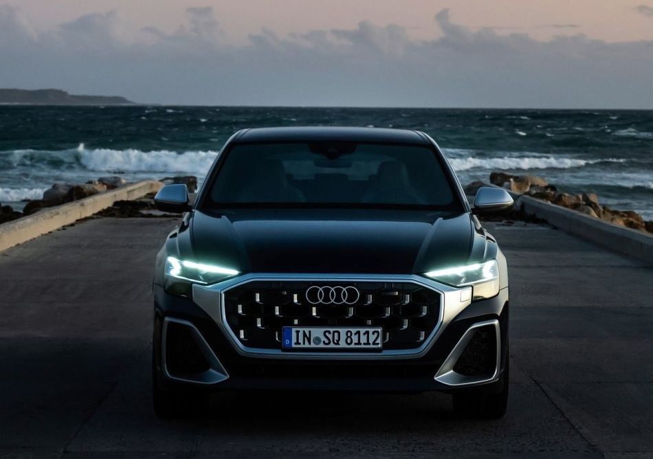 Audi SQ8: sportiskā krosoverkupejas apskats