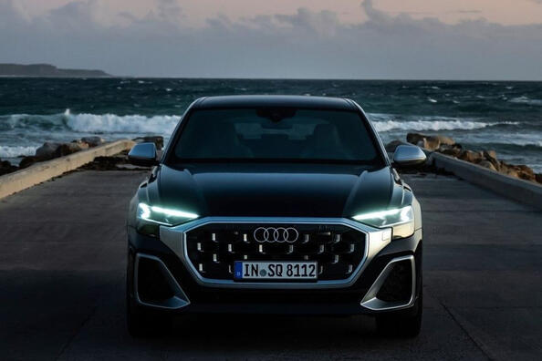 Audi SQ8: sportiskā krosoverkupejas apskats