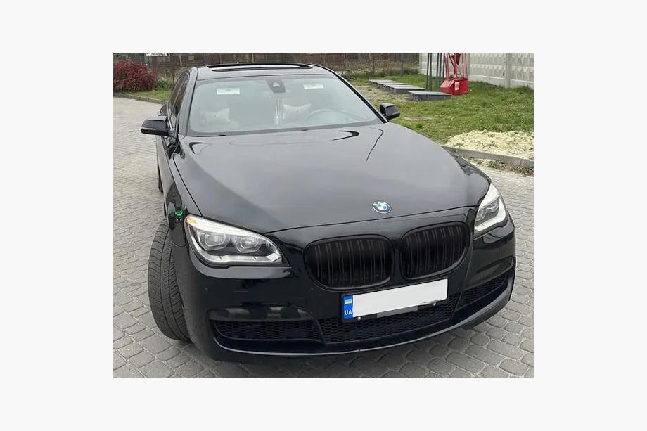 BMW 1. sērija F20/F21 2011–2019 Nieru restes M-Look (2015-2019, matēti melnas) Image