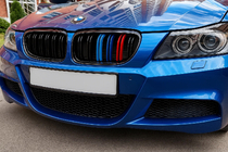 BMW 3. sērija E90/E91 2005–2011 Nieru restes M-Look (E-90/91 2008-2012, M-Color) foto 1