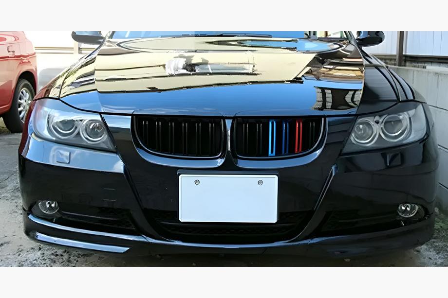 BMW 3. sērija E90/E91 2005–2011 Priekšējā radiatora reste (nieru tipa) M-look (E-90/91 2005-2008, M-Color) Image