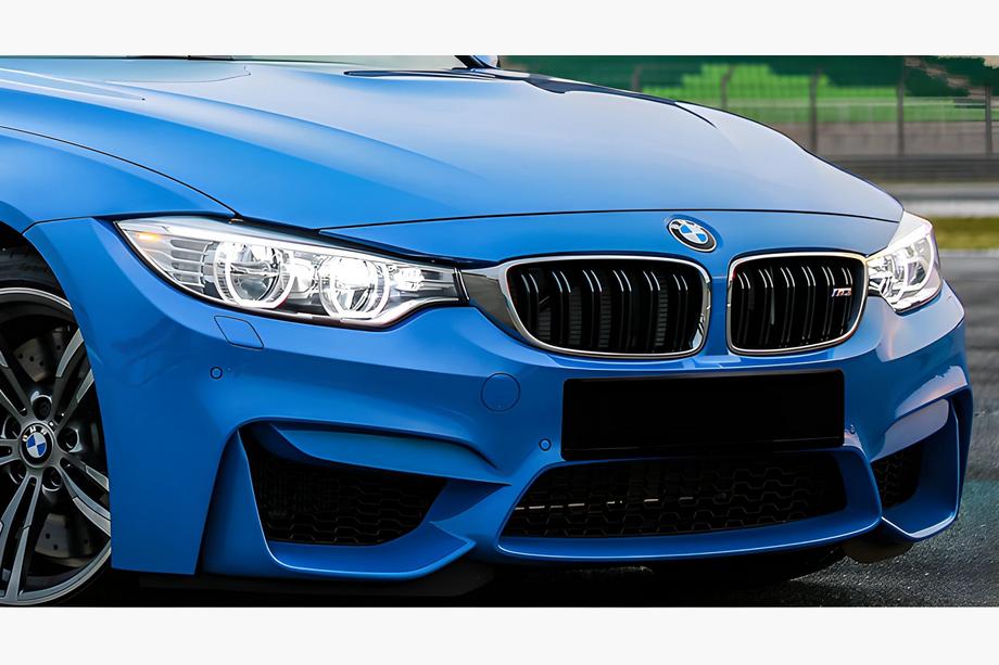 BMW 3. sērija F30/F31 2012–2019 M-Look nieru restes (spīdīgi melnas ar hroma apmali) Foto 1
