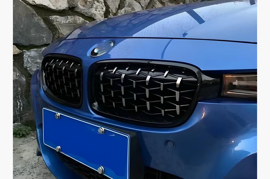 BMW 3. sērija F30/F31 2012–2019 Nieru restes Diamond Silver Image