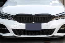 BMW 3. sērija G20/G21 2018– Nieru reste M-Look V2 (2018-2022, matēti melna) foto 1