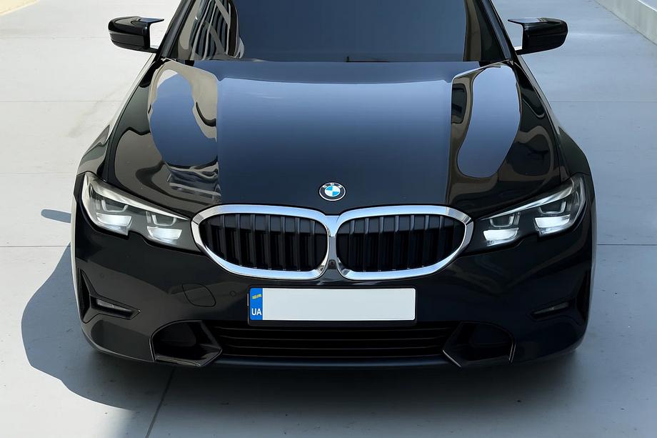 BMW 3. sērija G20/G21 2018– Nieres reste 1 Bar (2018-2022, spīdīgi melna ar hroma apmali) Image