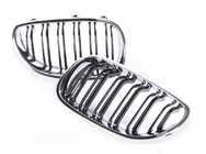 BMW 5. sērija E60/E61 2003–2010 M-Look nieru restes (spīdīgi melnas ar hroma apmali) foto 2