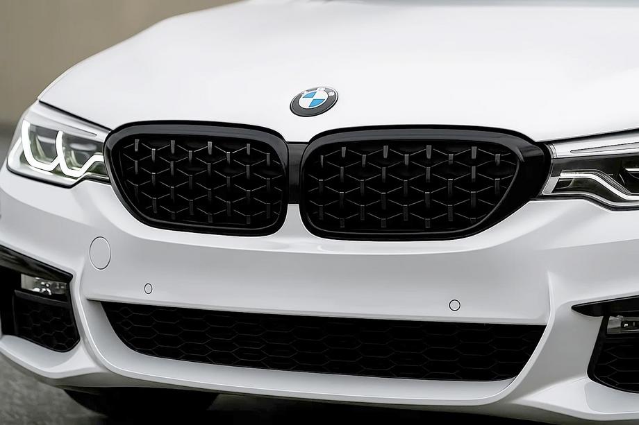 BMW 5. sērija G30/G31 2017–2023 Nieru režģis Diamond Black V1 (2017-2020, melna apmale) Image