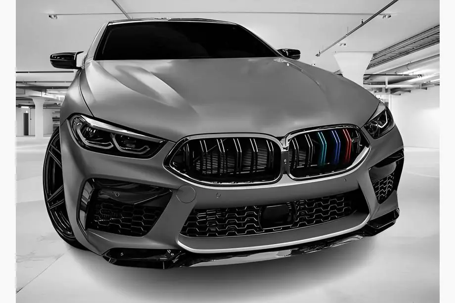 BMW 8. sērija G14/G15/G16 2018– Nieru restes M-Look (2018-2022, M-Color) Image