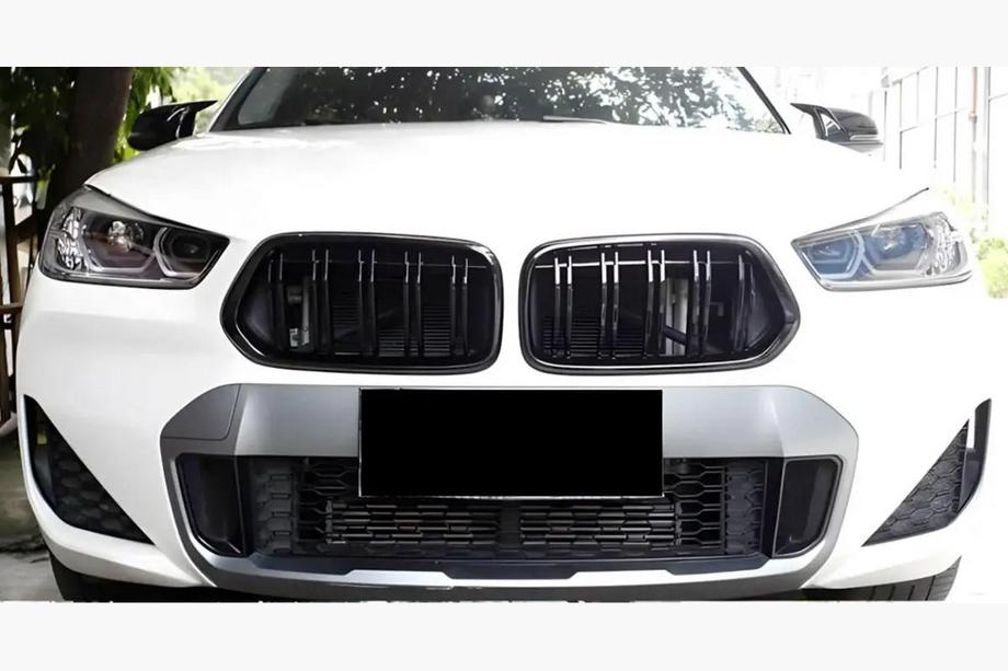 BMW X2 F39 2018–2023 Nieres restes M-Look (spīdīgi melnas) Image