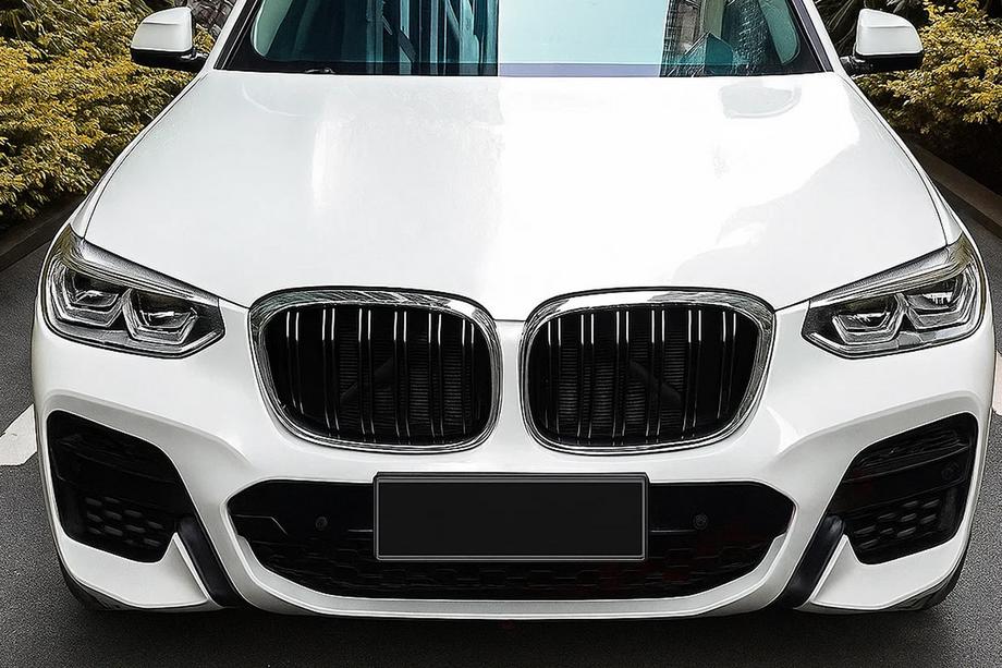 BMW X4 G02 2018– M-Look nieru reste (2018-2021, melns spīdīgs ar hromētu apmali) Image