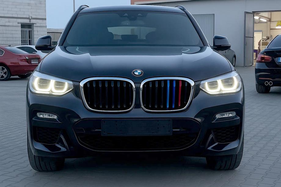 BMW X3 G01 2018– Nieru reste 1 Bar (2018-2021, M-Color ar hroma apmali) Foto 1