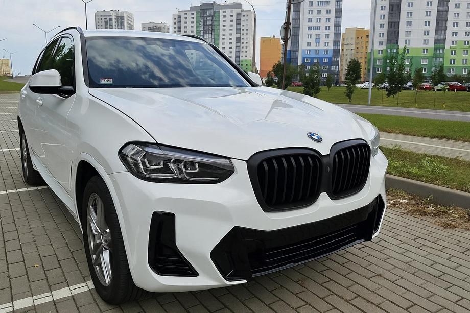 BMW X3 G01 2018– Priekšējā reste 1 Bar (2021+, matēti melna) Image