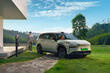 Toyota bZ3X elektriskā krosovera apskats foto 1
