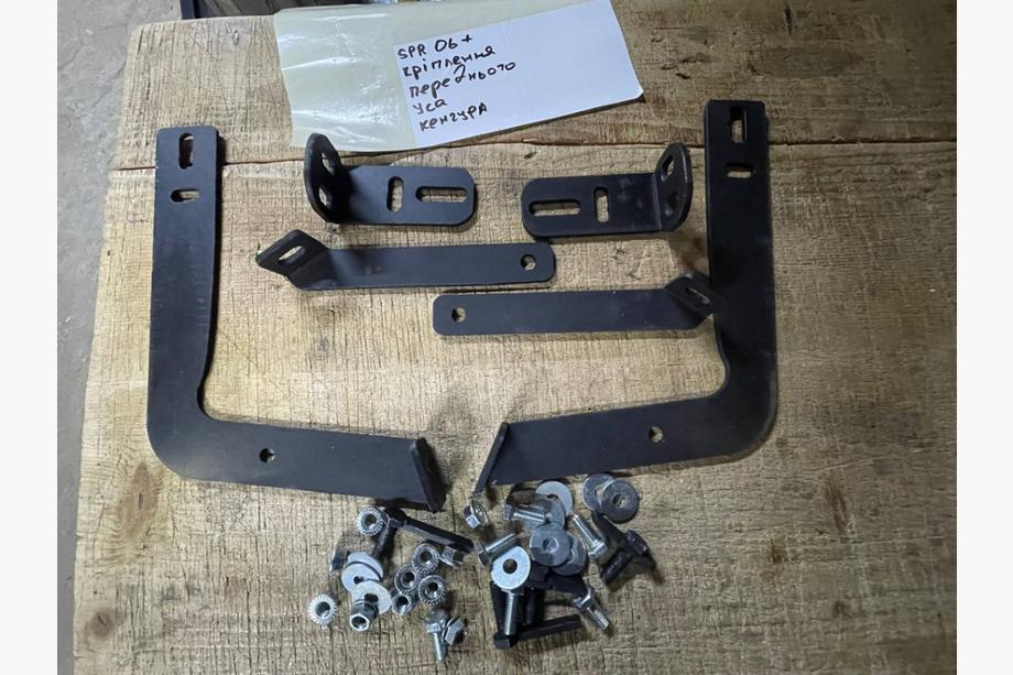 Mercedes Sprinter W906 2006–2018 Bullbar stiprinājumu komplekts V2 Image