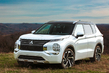 Mitsubishi Outlander PHEV 2024 apskats: hibrīds gariem braucieniem foto 3