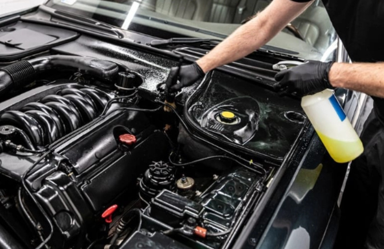 Vai automobiļa dzinējs ir jāmazgā?