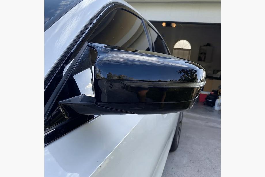 BMW 8. sērija G14/G15/G16 2018– Spoguļu vāciņi M-Look (ar fiksatoriem, 2 gab.) Image
