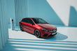 Mercedes-Benz B-Class (W247): Atjaunināts premium klases kompaktais vienapjoma auto foto 2