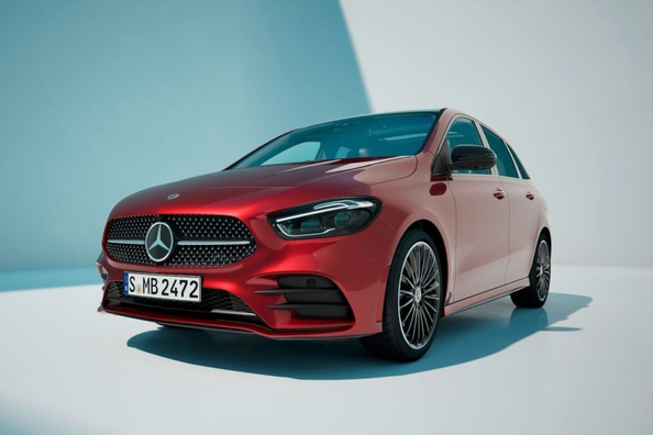 Mercedes-Benz B-Class (W247): Atjaunināts premium klases kompaktais vienapjoma auto