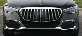 Mercedes S-class W223 2020– Maybach priekšējais radiatora režģis foto 1