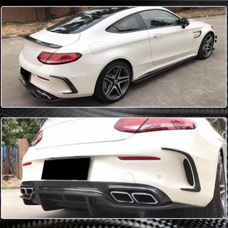 Oglekļa šķiedras aizmugurējā bufera uzlikas (Coupe/Cabriolet C63 AMG 2015-2019) foto 3