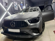 Mercedes E-klase W213 2016–2023 Priekšējā bampera lūpa (AMG-Line 2020-2023, karbons) foto 8