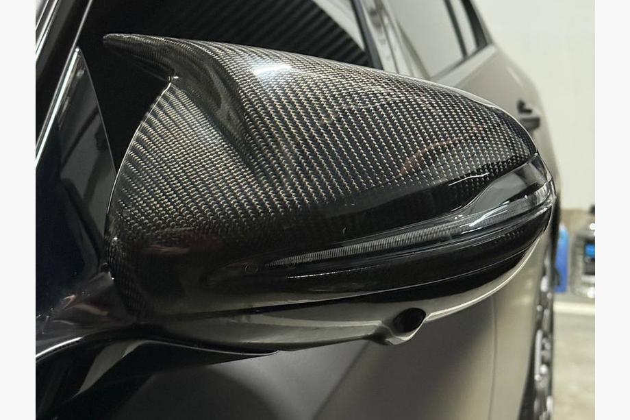 Mercedes E-klase W213 2016–2023 Spoguļu vāciņi (oglekļa šķiedra) Image