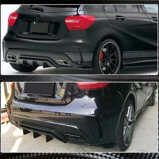 Aizmugurējā bampera uzlikas Flap (AMG-Line / A45 AMG HB, karbons) foto 3