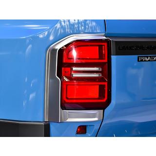 Hroma aizmugurējo lukturu uzlikas Toyota Land Cruiser Prado 250 2023– foto 1