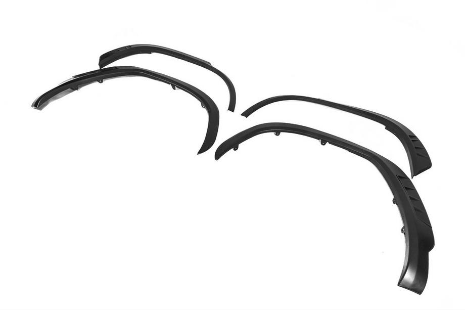 Toyota Land Cruiser 200 2007–2021 Restaila komplekts LC 300 High-Line (standarta komplekts) Foto 21