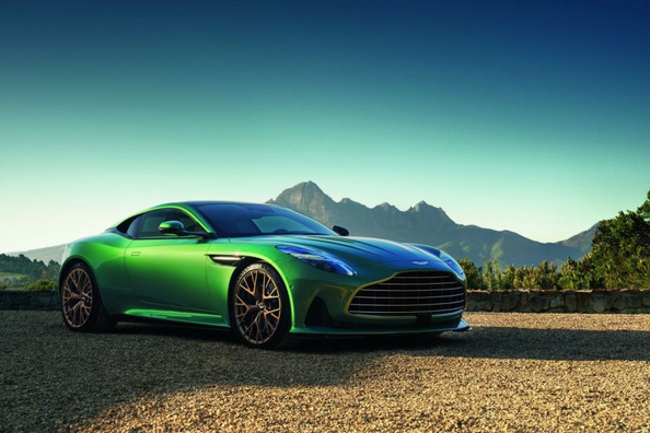 Aston Martin DB12 2024 sporta kupejas apskats