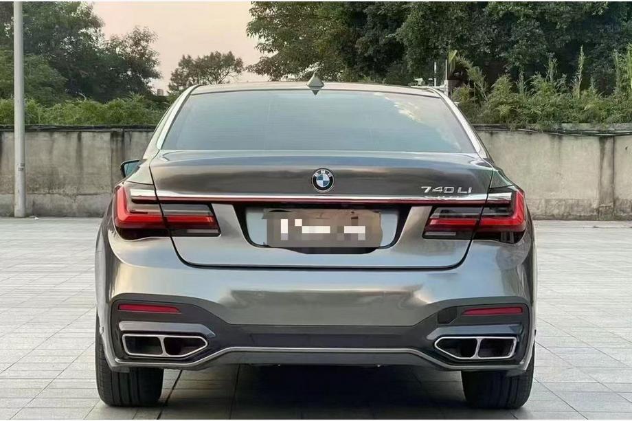 BMW 7. sērija F01/F02 2008–2015 Restailinga komplekts G12 M760 (bez bagāžnieka vāka un aizmugurējo spārnu nomaiņas) Foto 5