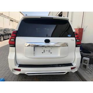 Aizmugurējā difuzora uzlika 3 daļās TRD (2017+) Toyota Land Cruiser Prado 150 2009–2023 foto 1