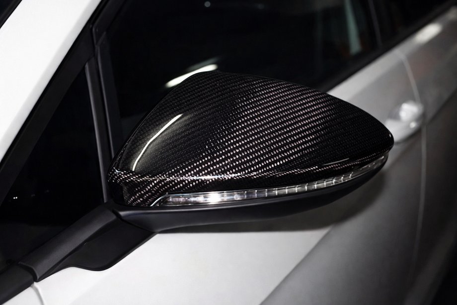 Volkswagen Golf 7/E-Golf 2012–2020 Spoguļu vāciņi V2 (Oglekļa šķiedra) Image