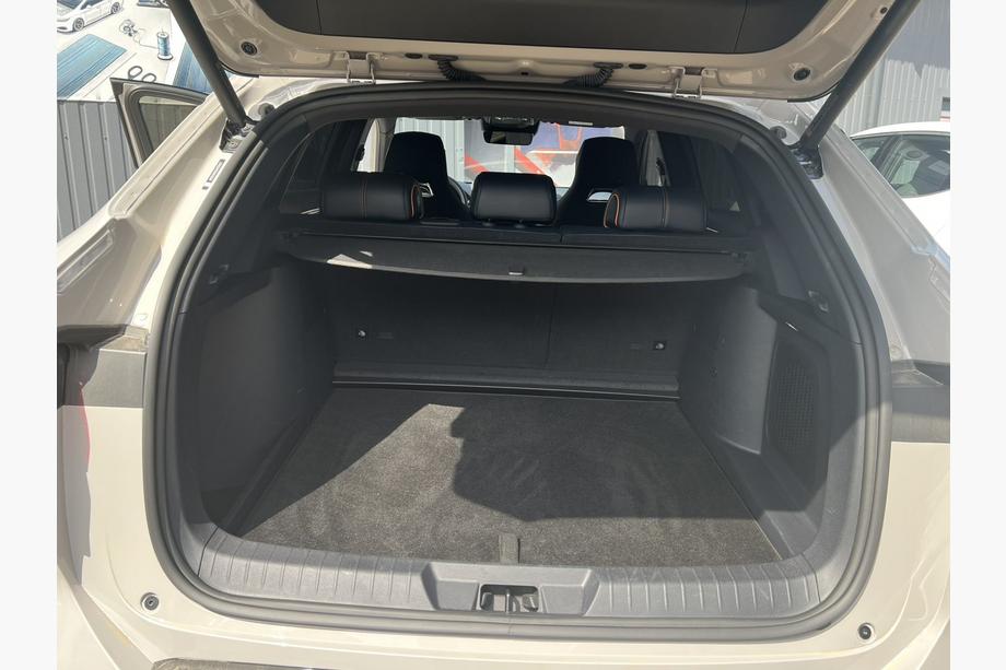 BYD Song Plus EV/Seal U 2020– Tekstila bagāžnieka paklājiņš Premium (Melns) Foto 3
