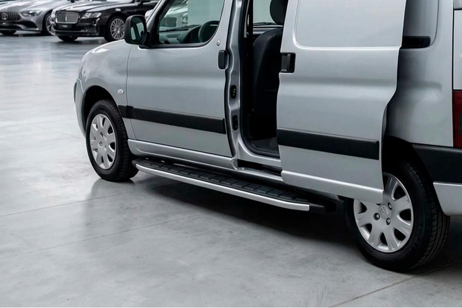 Peugeot Partner 1996–2008 Sānu sliekšņi Fullmond (2 gab., alumīnija) Image