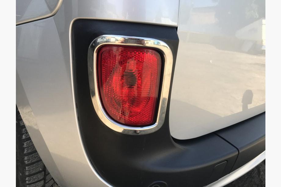 Renault Kangoo 2008–2020 Aizmugurējo atstarotāju apmales (2 gab., nerūsējošais tērauds) Foto 6