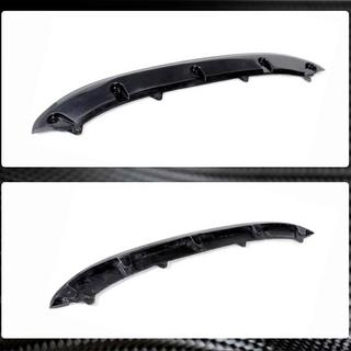 Priekšējā bampera lūpa Lip V3 (GTI HB 2010-2013, karbons) foto 3