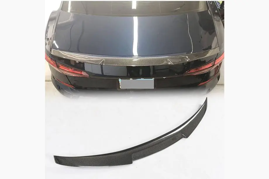 Volkswagen Passat B8 2015–2023 Spoileris (karbons) Image
