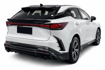 Lexus RX 2022– Aizmugurējā bampera uzlika (oglekļa šķiedra) foto 3