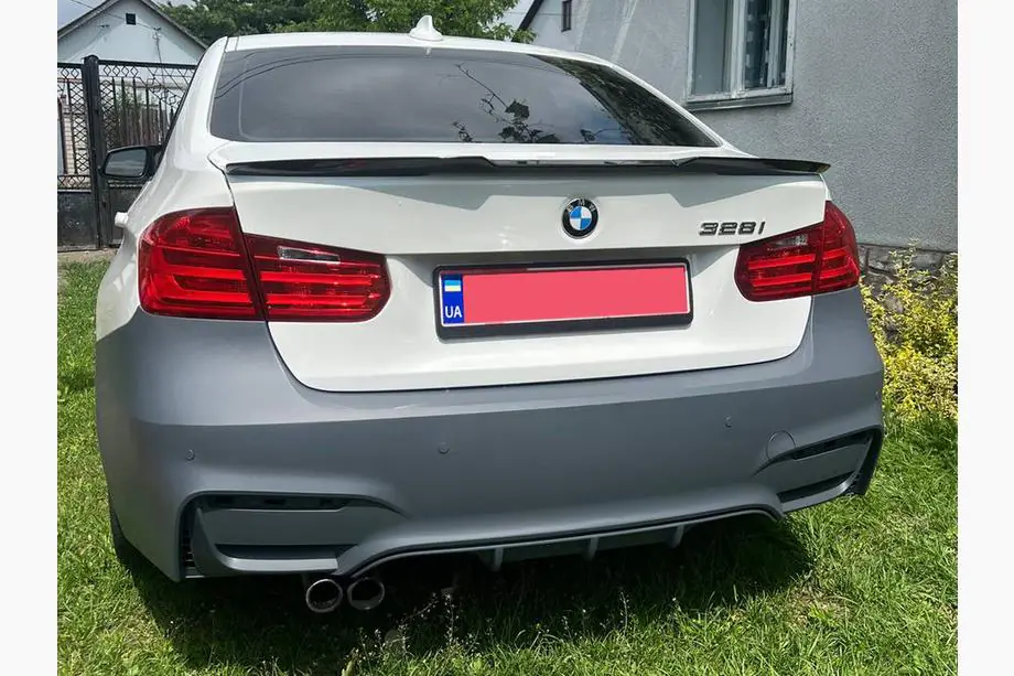 BMW 3. sērija F30/F31 2012–2019 Aizmugurējais bamperis F80 M3 stilā (F30) Image