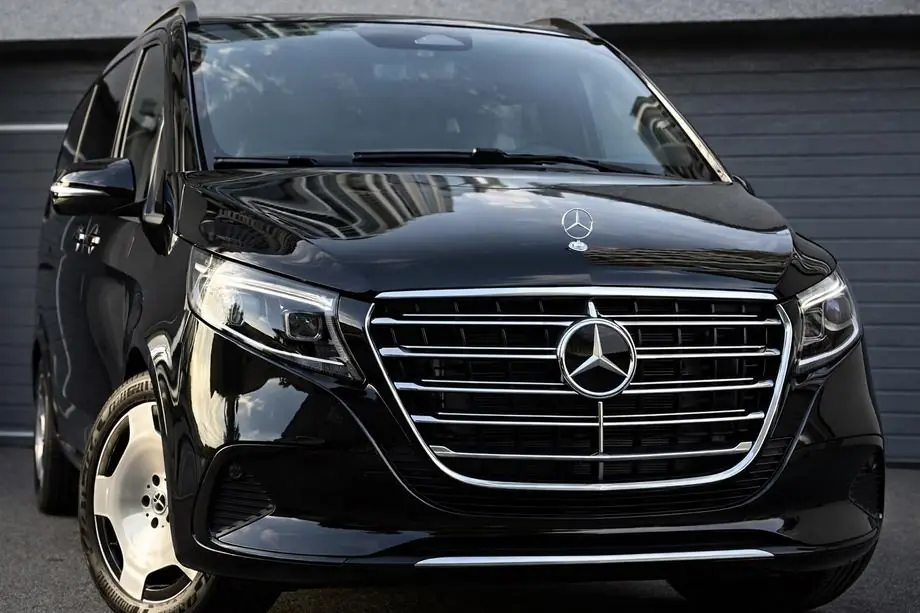 Mercedes Vito/V klase W447 2014– Priekšējā reste Exclusive (2024+) Image