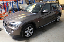 BMW X1 E84 2009–2015 Oriģinālie sānu sliekšņi (2 gab., alumīnija) foto 2