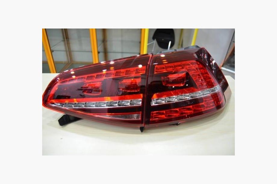 Volkswagen Golf 7/E-Golf 2012–2020 Aizmugurējie LED lukturi ar dinamisko pagrieziena rādītāju (2012-2017, 2 gab.) Image