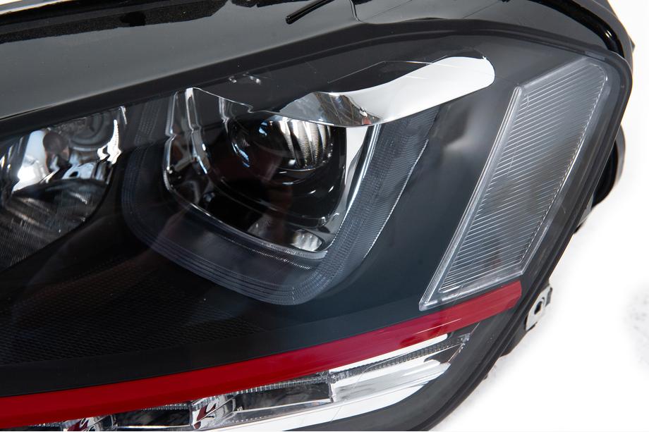 Volkswagen Golf 7/E-Golf 2012–2020 Priekšējie lukturi Red-V2 (2012-2017, dinamiskie pagrieziena rādītāji, 2 gab.) Foto 11
