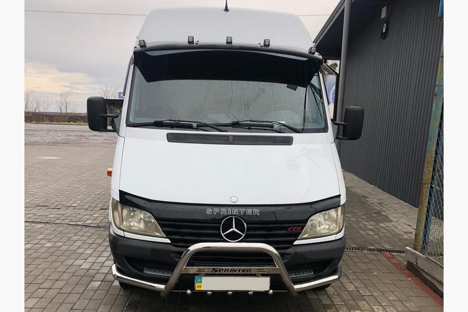 Mercedes Sprinter W901/902/903/904/905 1995–2006 Priekšējais aizsargstienis Exclusive (nerūsējošais tērauds) Foto 2