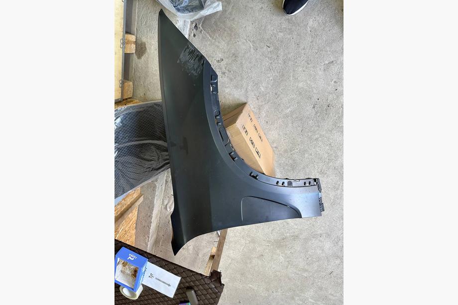 BMW X5 F15 2013–2018 Labais priekšējais spārns (1 gab., plastmasa) Foto 9