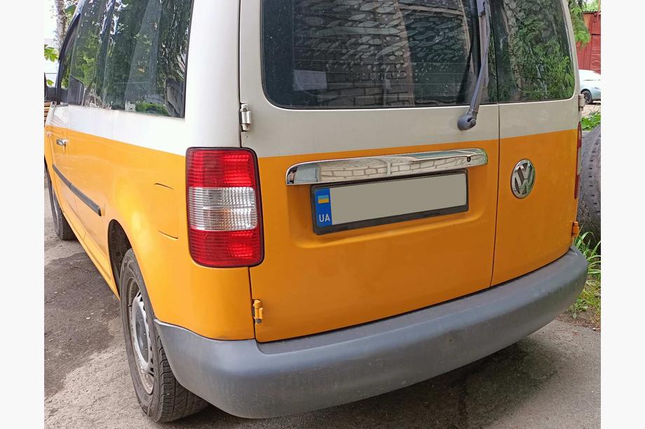 Volkswagen Caddy 2004–2010 Uzlika virs numura zīmes (2 durvju, nerūsējošais tērauds) Image