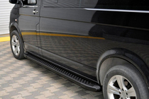 Volkswagen T5 2010–2015 Sānu kāpšļi X5 tipa, melni (2 gab., alumīnijs) Garā riteņu bāze foto 5
